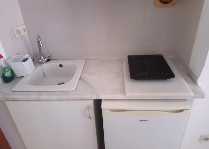 Estudio Piscina El Retiro دينايا